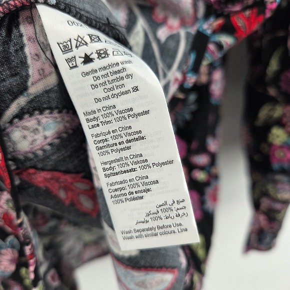 Avenue Bohemian Print Top 26/28 Black Paisley Daisy Lace Trim Bell Sleeve Boho - Picture 6 of 8